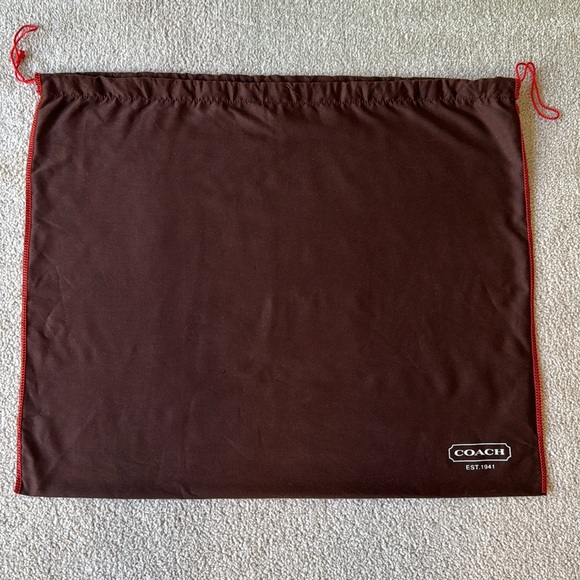 Bundle of five handbags dust bags - 3 Coach, 1 Ralph Lauren & 1 Jim Thompson. - Picture 4 of 7